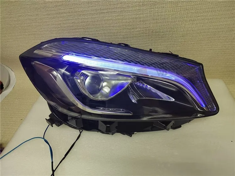 Illuminated headlamp reference; supplied product reference photo 08